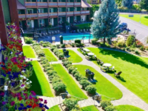 Lakeside Lodge and Suites Hotels in Chelan