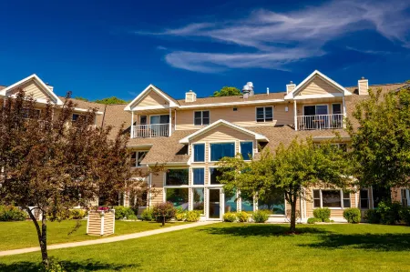 Westwood Shores Waterfront Resort