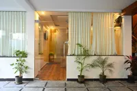 SHARAN'S INN SUTES & BANQUETS