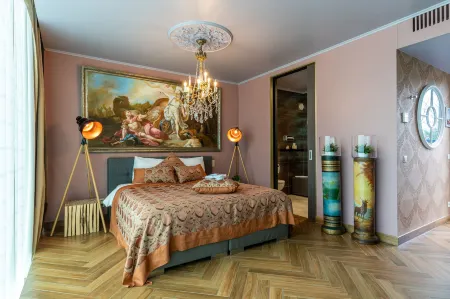 Art of Dreams Deluxe 4 Stars Отели в г. Хьолсхаут