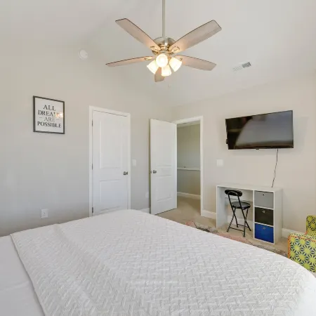 5 Mi to Charlotte Motor Speedway: Cozy Townhome