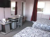 Haileybury Beach Motel Hotels in Latchford