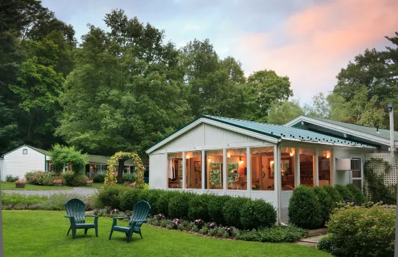 伍德斯託克米爾溪旅館