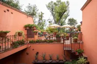 Holt - Casa Parque Juárez - Villas