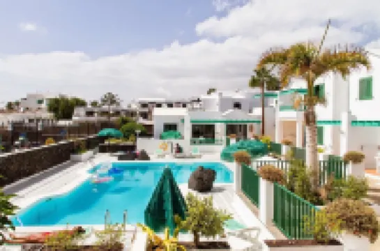 金合歡公寓式酒店 卡門港酒店