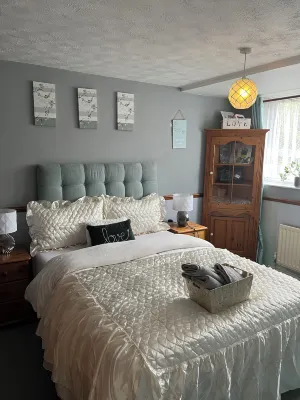 Love & Peace Hotels in Sidcup