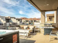 Latitude Adjustment Townhouse Hotels in Washington