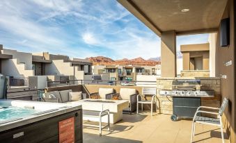 Latitude Adjustment Townhouse