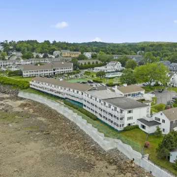 The Sparhawk Oceanfront Resort