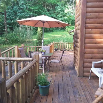 Adventurewood Luxury Log Cabin - Hot Tub, Fireplace, Pool Table