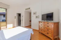 Joivy Welcoming Flats by Lake Como Hotels in Brunate