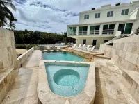 Driftwood Beachfront Retreat - Beach House in Palmas del Mar! Candelero Abajo 호텔