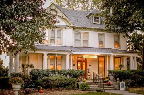 Magnolia House Inn - 4-Star