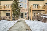 Cozy Eden Condo w/ Mtn Views in Wolf Creek Resort! - gimnasio