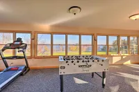 Lakefront Romulus Retreat w/ Private Dock! - Homestays