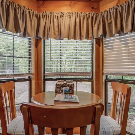 Secluded Sevierville Cabin w/ Hot Tub!