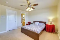 Family-Friendly Utah Home, Easy Access to Zion! - parking