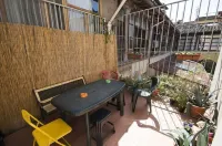 聖莫納卡青年旅館 酒店