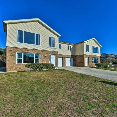 1 Ocean Fun Emerald Isle Apt, Steps to Beaches!