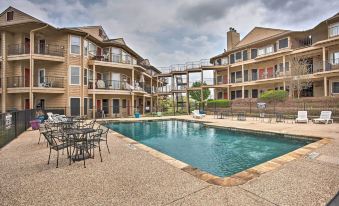 Resort Condo in Pottsboro with Lake Texoma Access!
