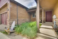 Winter Park Chalet w/ Hot Tub + Free Shuttle! - Pet friendly