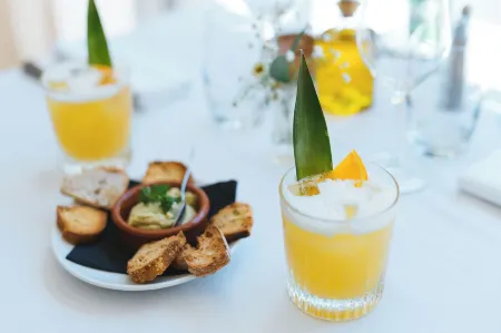 Logis Hôtels Auberge du Rédier Отели в г. Сен-Мартен-дю-Вар