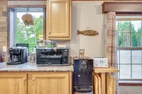 Peaceful Pittsburg Home: 4 Mi to Lake Francis! - 3-Star