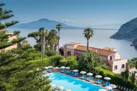 Aequa Hotel - مسبح