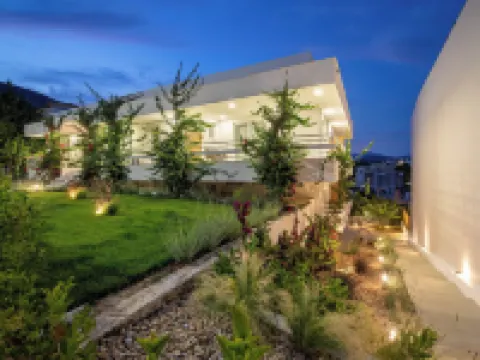 Arancia Elegant Rooms and Suites Hotels in Tolo