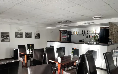 Hotell Skinnargården Отели в г. Малунг