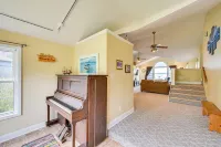 Scenic Views: Spacious Webster Lake House! - 2-Star