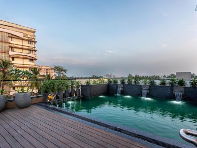 Park Inn & Suites by Radisson Thrissur East Fort