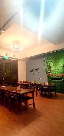 On One Side Отели рядом с достопримечательностью «Wangyou Forest»