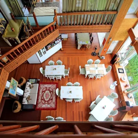 Water Paradise Villa Отели рядом с достопримечательностью «Железнодорожная станция Shoufeng»