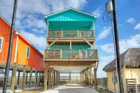 Waterfront w Bay Views, Shared Pool & Boat Dock Marlin Madness by AvantStay