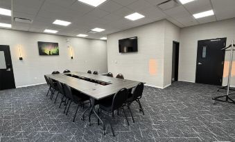 Best Western Plus Neepawa Hotel