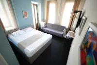 Guest House Family