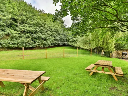 Victory Mill - Apartment Five