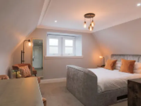 The Lovat Hotel berhampiran The Clansman Centre