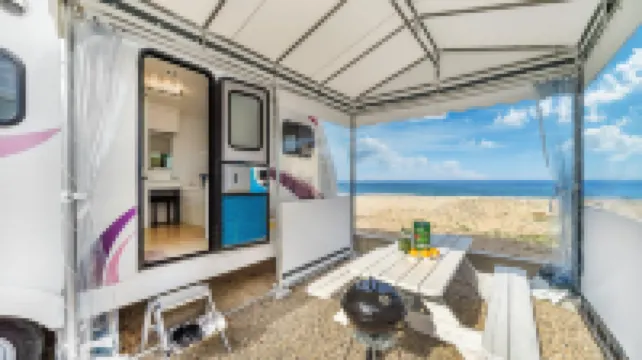 Pohang Bora Bora Caravan