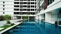 Greenpark Apartemen by Golom Room