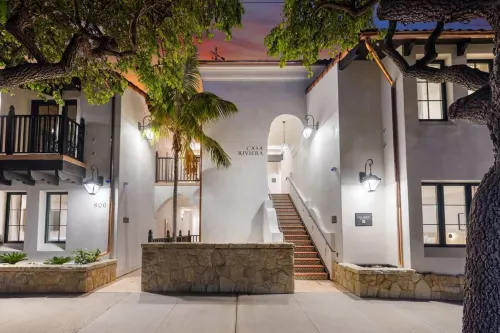 Casa Riviera - Boutique Apartments in Downtown Santa Barbara - balcone