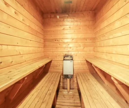 Executive Year Round Home ~ Minutes From  Minocqua