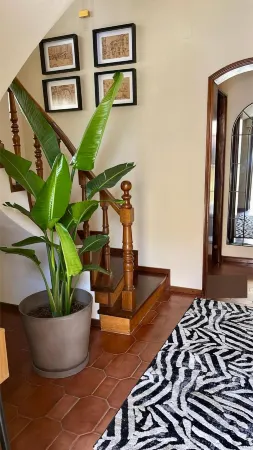 Charming Vila do Conde Holiday Home with Garden and Ocean Views Отели рядом с достопримечательностью «Praça D. João II»