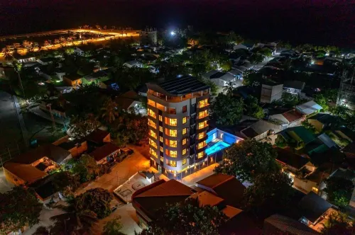 Aquaraa Hotels in Maduvvari