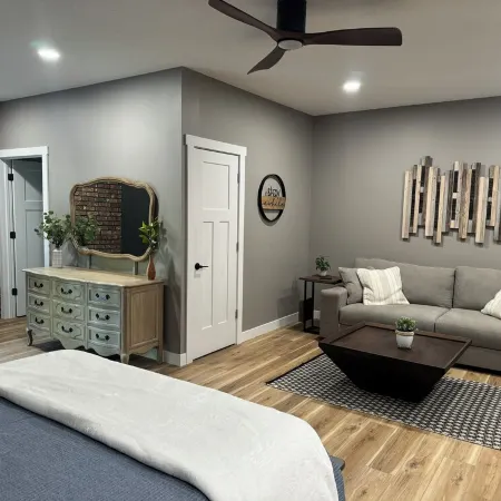 Cozy studio with WiFi and AC in enjoyable Fort Wayne.