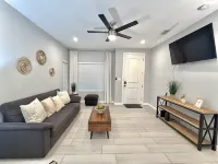 The house Wren! A beautifully modern duplex house centrally near all attractions