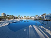Ideal Orange Beach House! Short Walk to Beach, Pool, &  Restaurants. - 2 étoiles