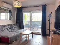 Beautiful apartment with terrace on the seafront