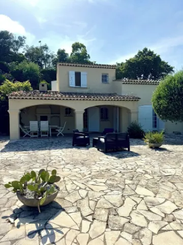Le Fagneton - Provencal Seaview Villa Cote d’Azur.